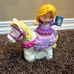 Fisher-Price Little People Rapunzel & Maximus